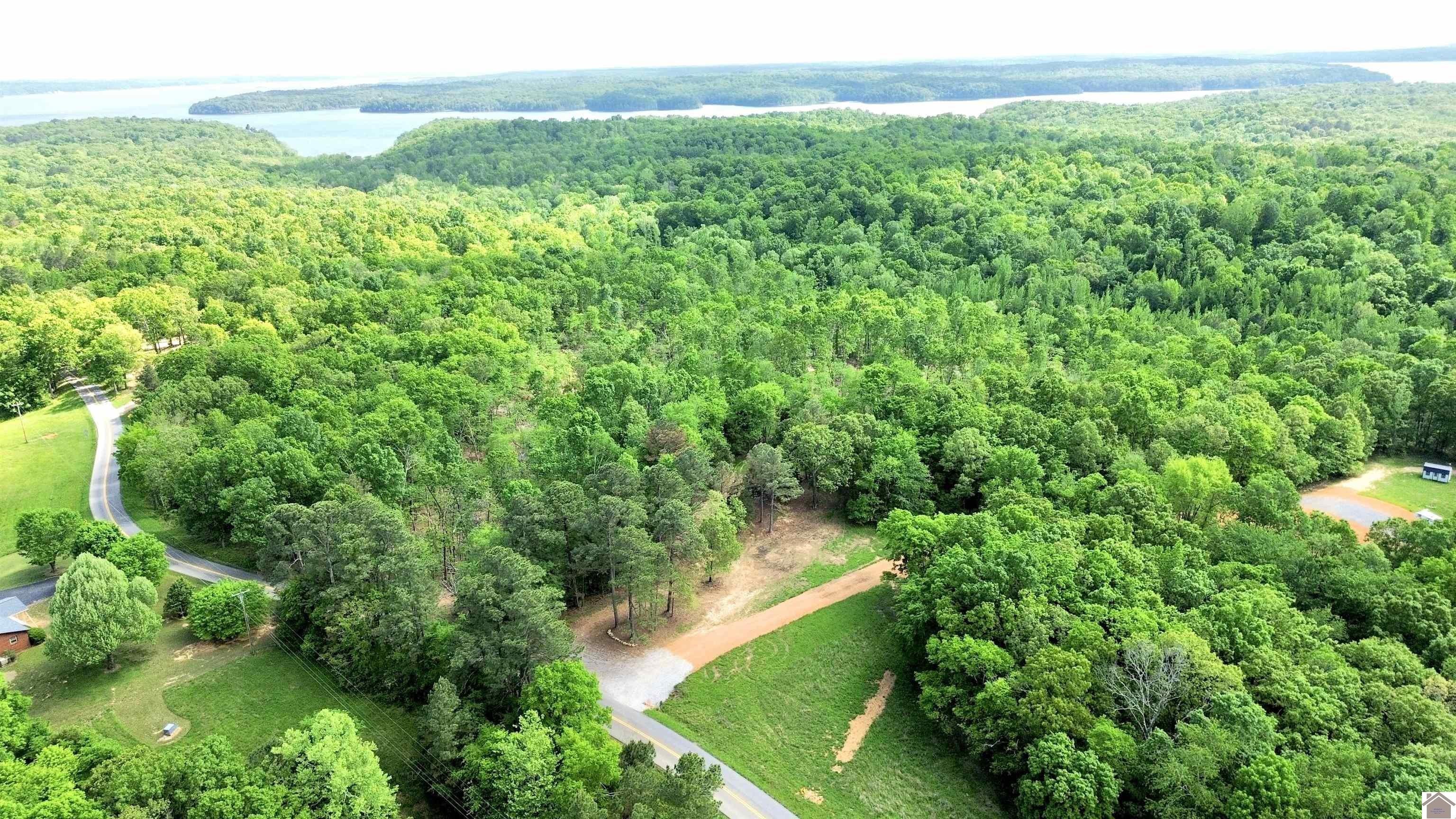 18 Acres Near Kentucky Lake