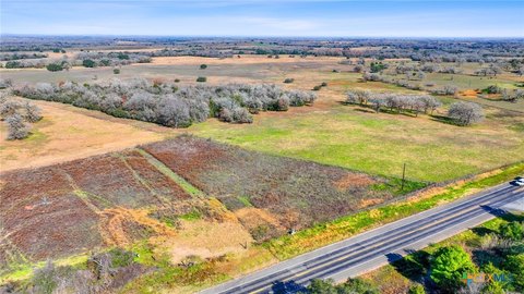 Unrestricted Land in Harwood, Texas