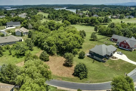 Golf Front Lot in Kahite