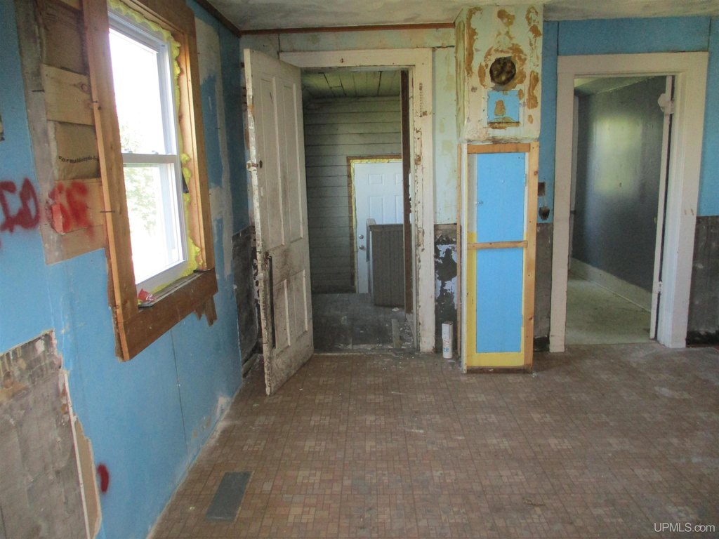 Picture 7