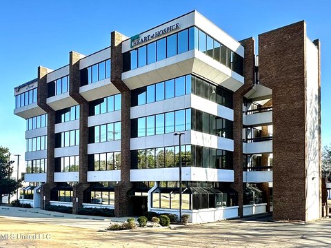 Office Space in Convenient Location