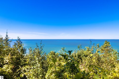 NORTHPORT, MI