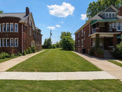 LAND - Detroit, MI