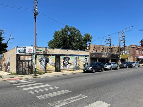 Commercial Strip in Marquette Park