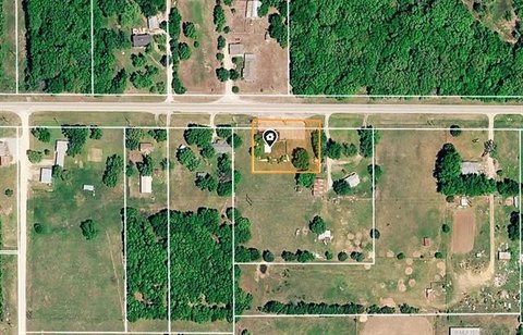 Highway Frontage Commercial Building