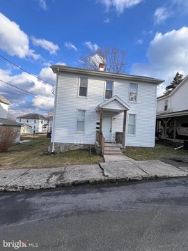 Updated Duplex with Rental History