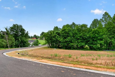 LAND - Cookeville, TN