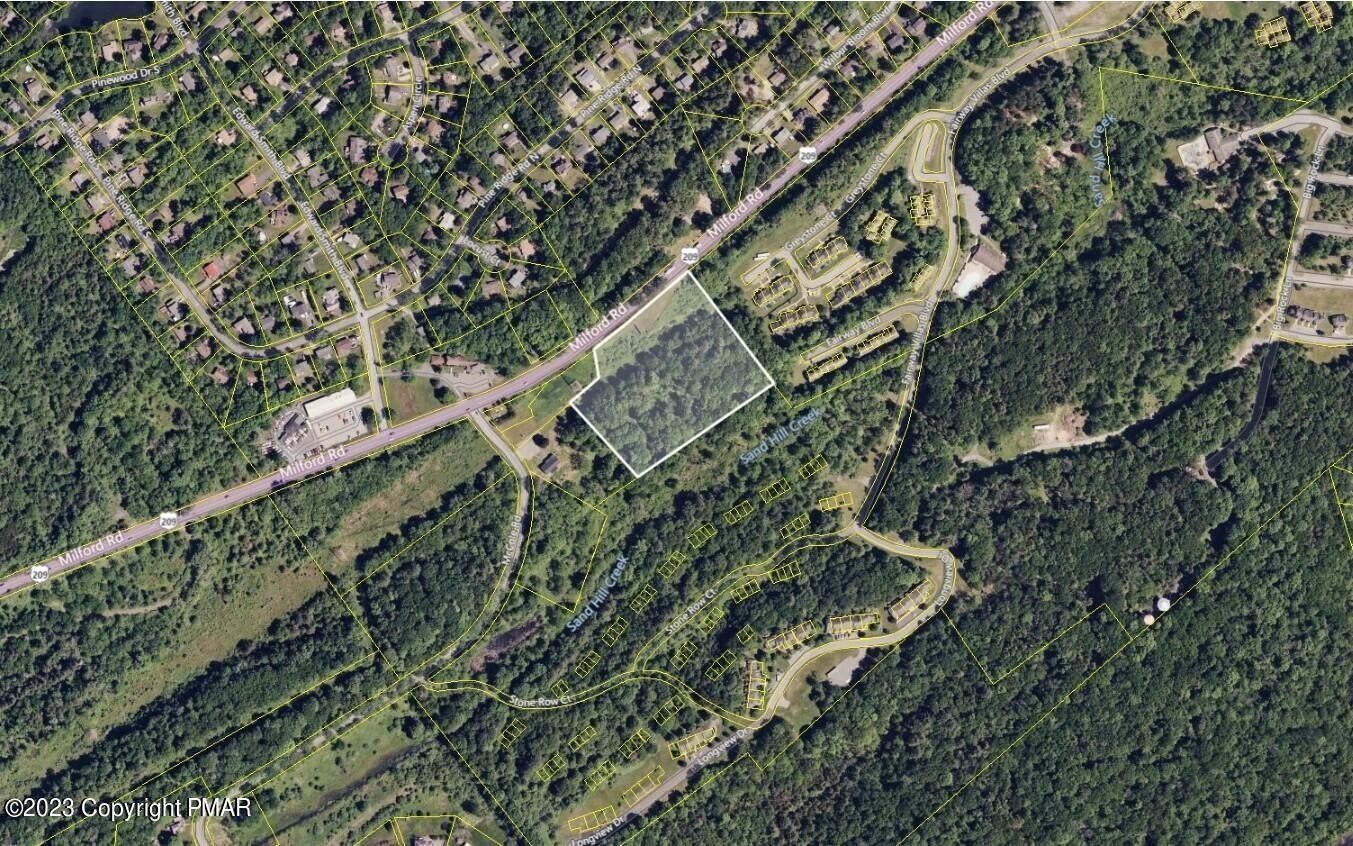 Commercial Land Near Route 209