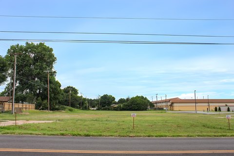 Prime Commercial Land Opportunity