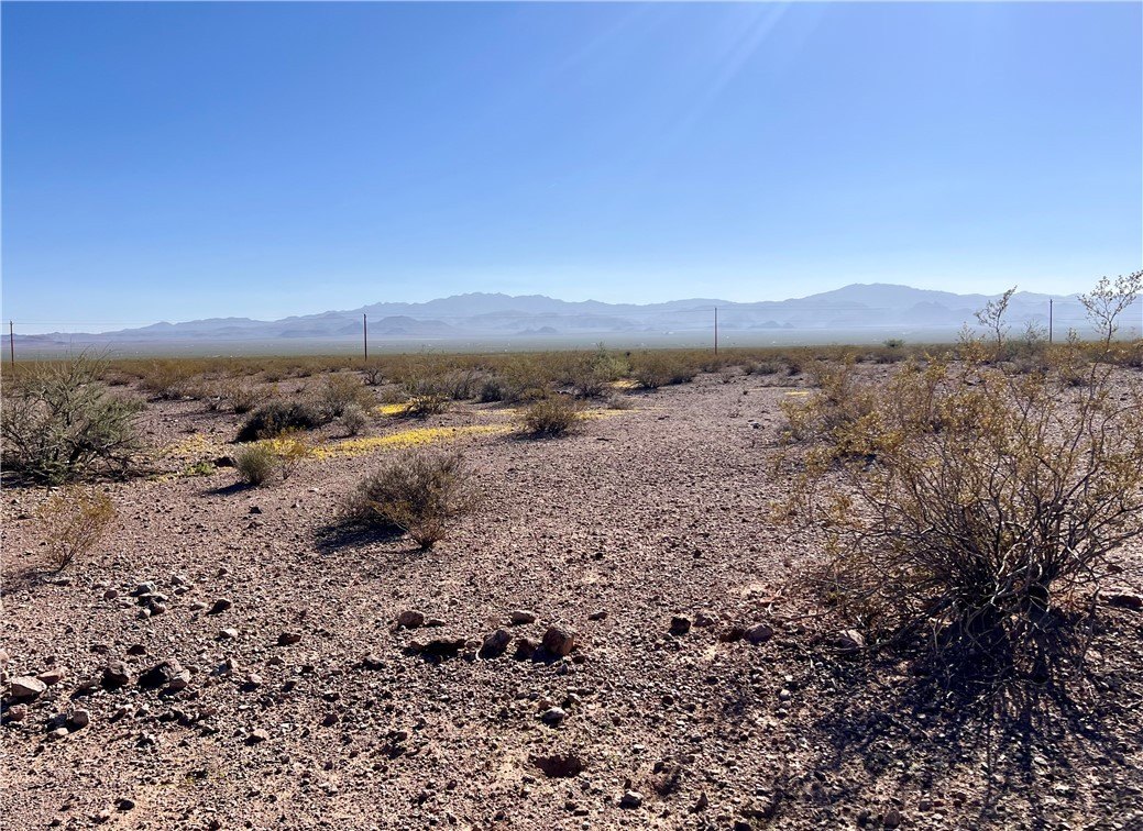 Land in Golden Valley, AZ