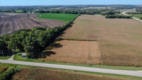 2.5 Acre Homesite Near Cambridge