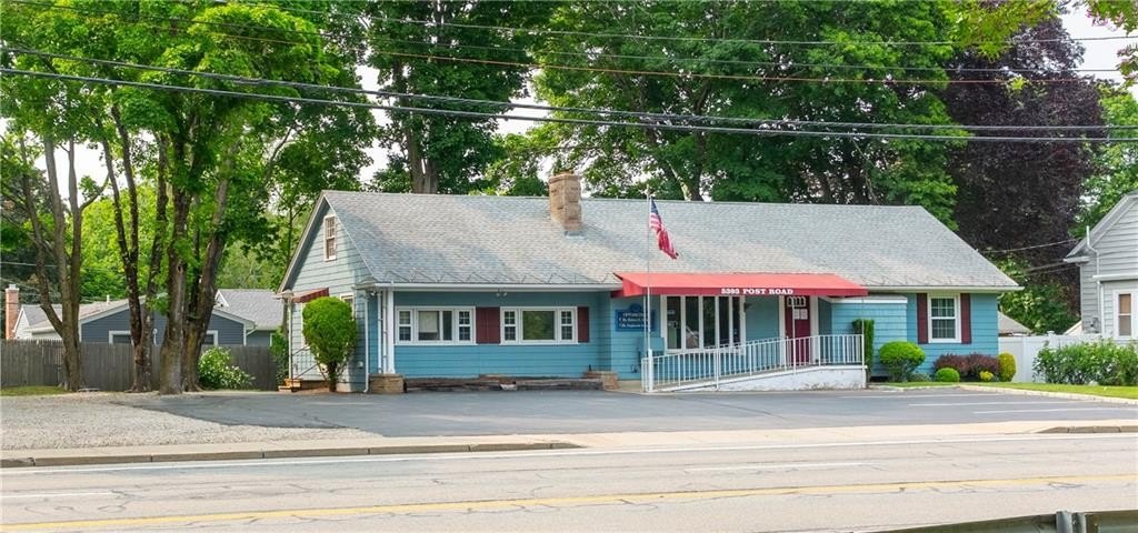 East Greenwich Commercial Building & Lot