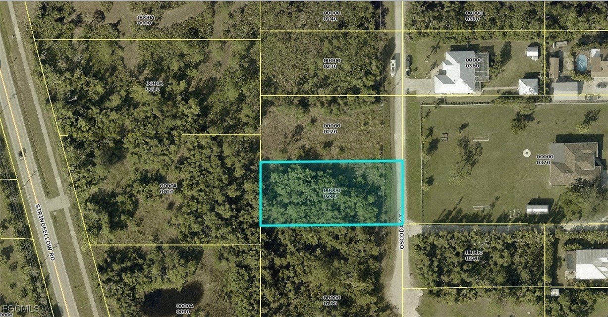 Residential Lot in Bokeelia, FL
