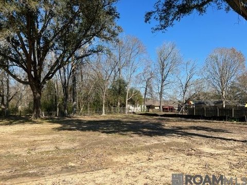 Residential Lot in Jefferson Terrace