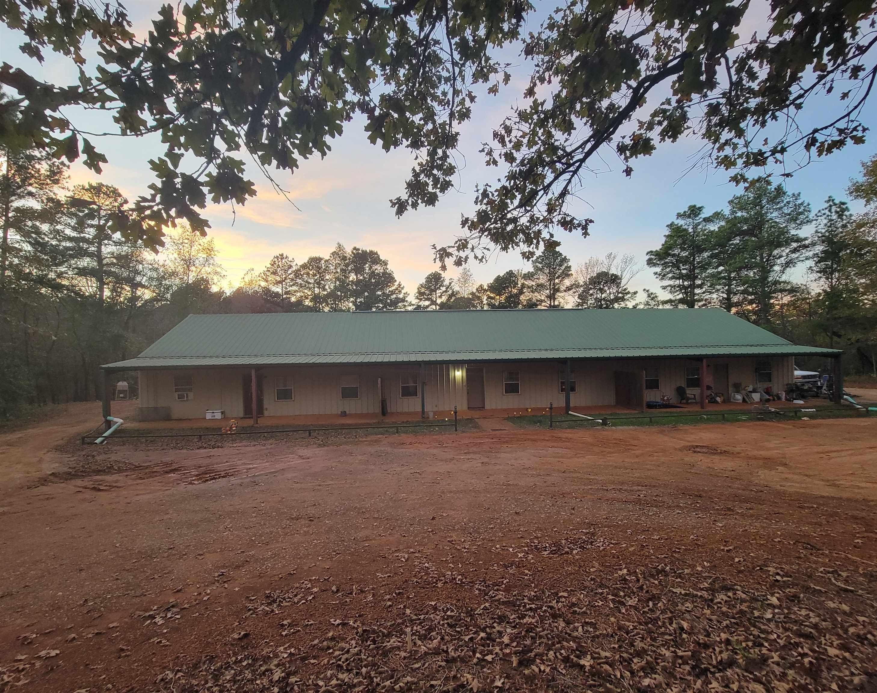 Spacious Triplex on Acreage