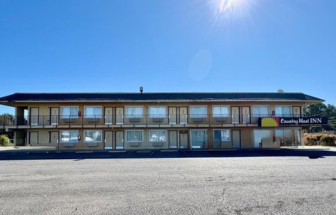 100-Room Motel Near I-30