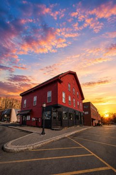 Specialty Commercial Building