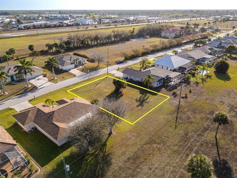 Residential Lot in Burnt Store