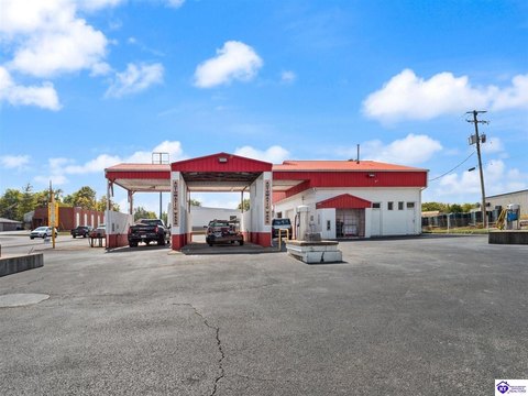 Car Wash and Garage Facility
