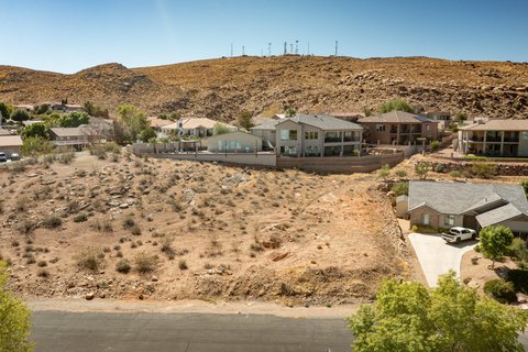 Land, St George, UT