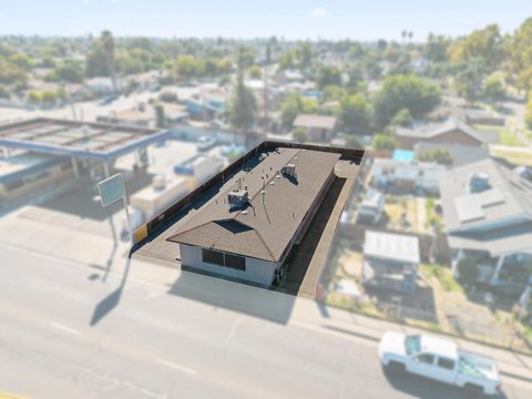 Picture of Storefront properties at E Tulare St 4584, Fresno, CA