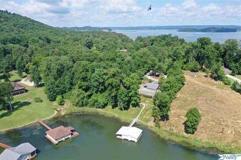 Waterfront Lot in Signal Point