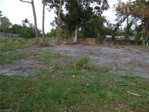 Residential Lot in North Fort Myers