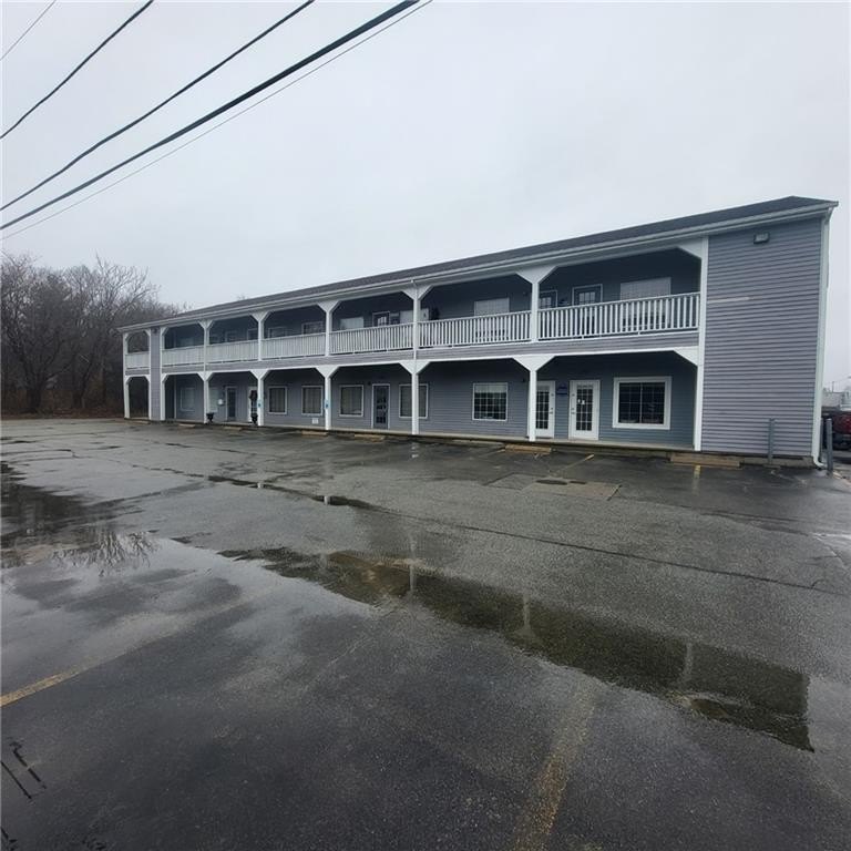 East Greenwich Commercial Unit For Sale
