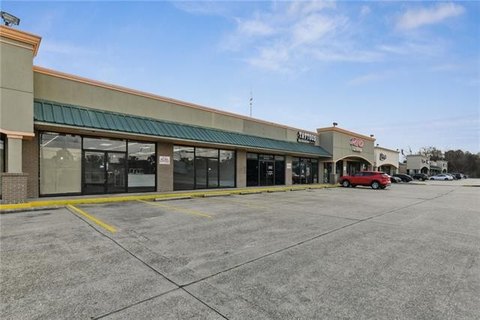 High-Traffic Corner Retail Space