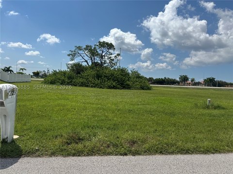 Land, Cape Coral, FL