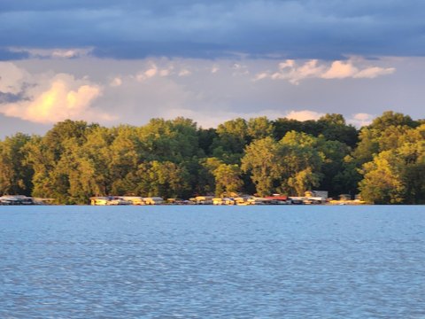 Lake-View RV Campground Lot
