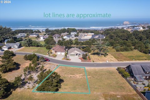 Coastal Lot Near Sandy Beaches