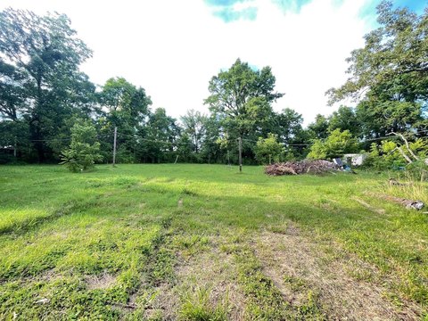 Residential Land in Jackson, TN