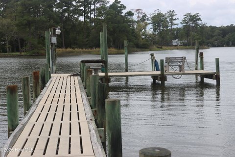 Land, Oriental, NC