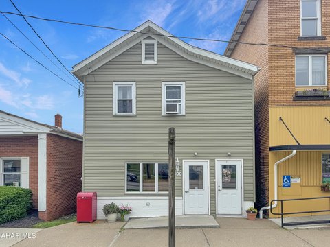 Hastings Mixed-Use Duplex For Sale
