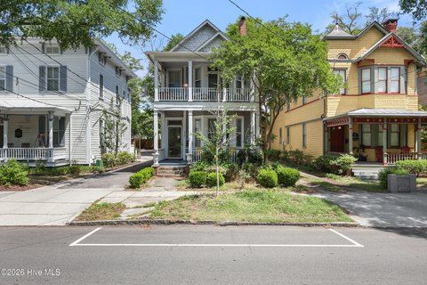 Turnkey Triplex in Historic District