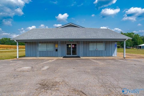 Hazel Green Commercial Property For Sale