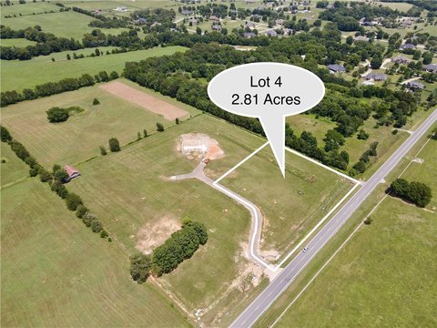 Fayetteville Acreage in Prime Location