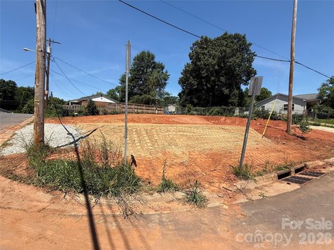 Vacant Corner Lot in Charlotte