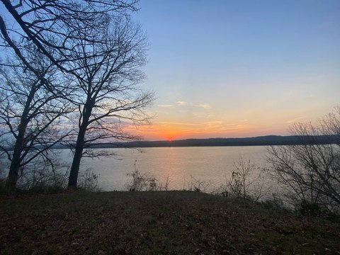 Picturesque Land Overlooking Ohio River