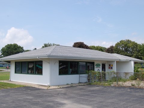 Earlville Commercial Property For Sale