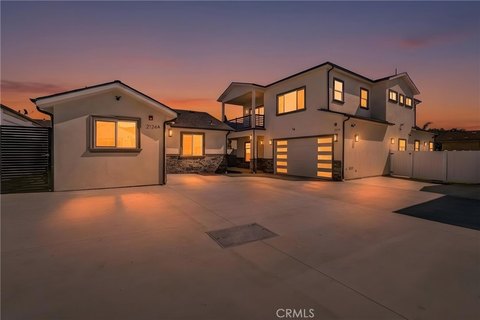 Torrance Residence with Detached Casita