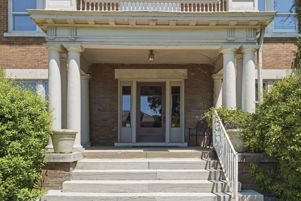 Picture 3