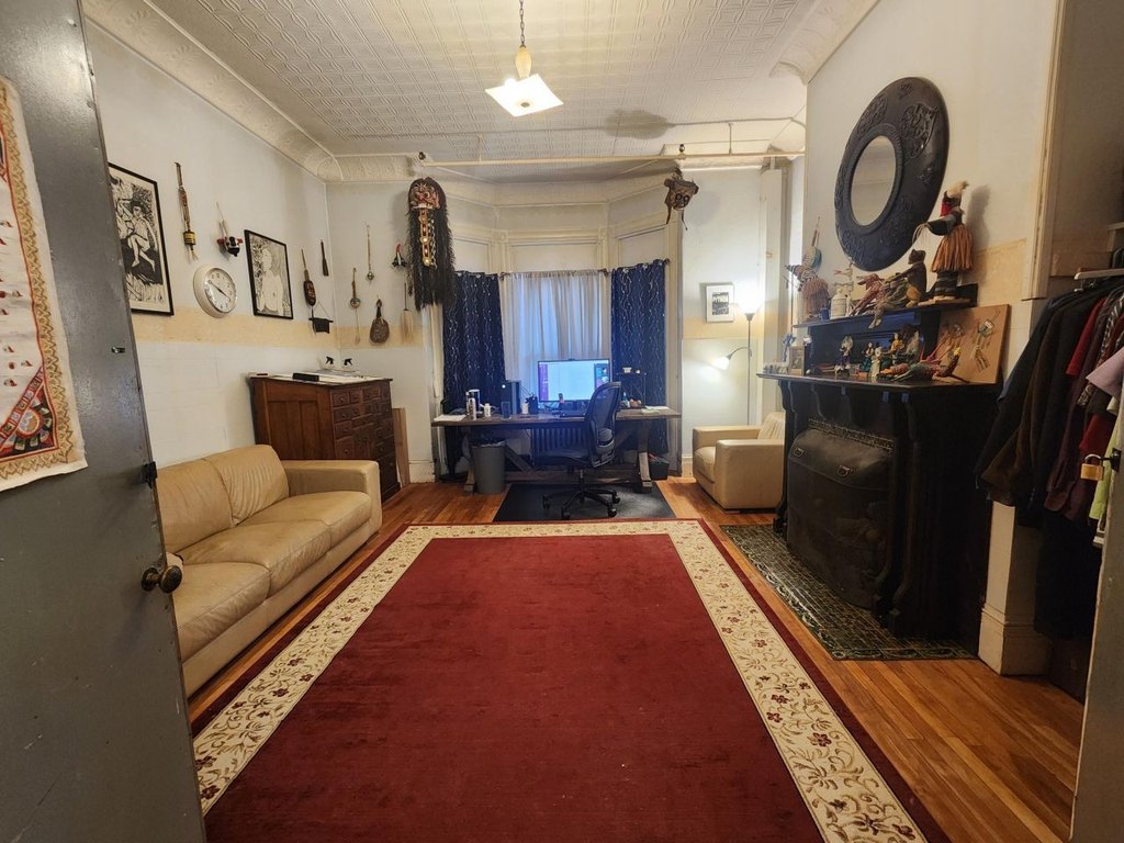 Picture 10