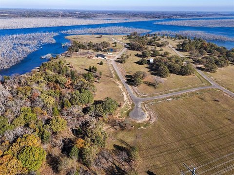 Picture of Land at Shoreline Dr 245, Dodd City, TX
