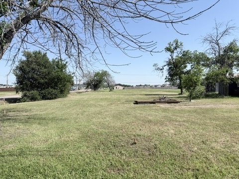 Residential Lot in Itasca, TX