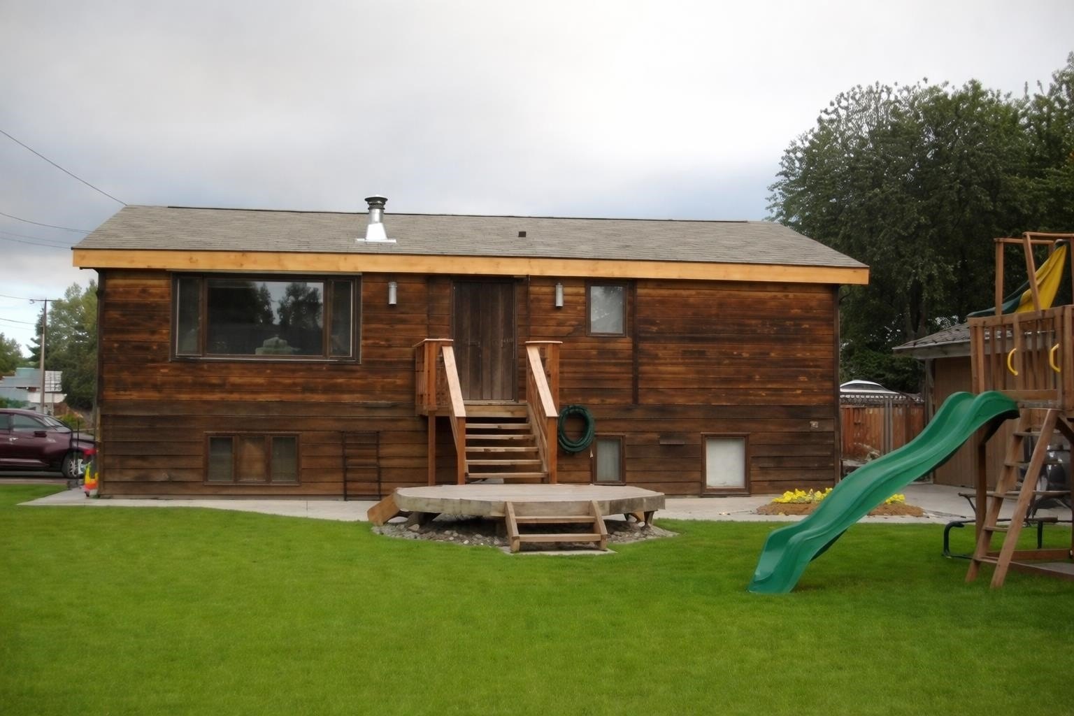 Spacious Duplex on Two Lots