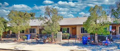 Fourplex on Corner Lot