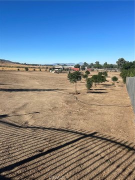 Land, Nuevo/Lakeview, CA