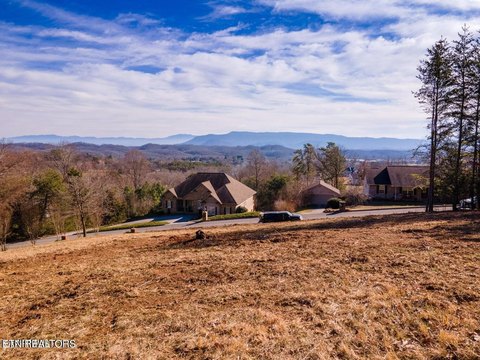 LAND - Seymour, TN